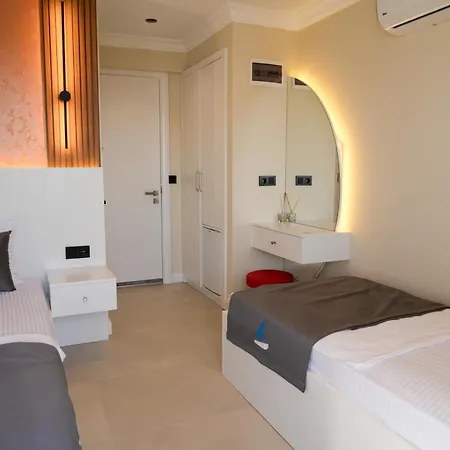 فندق Akpinar Marin 3*