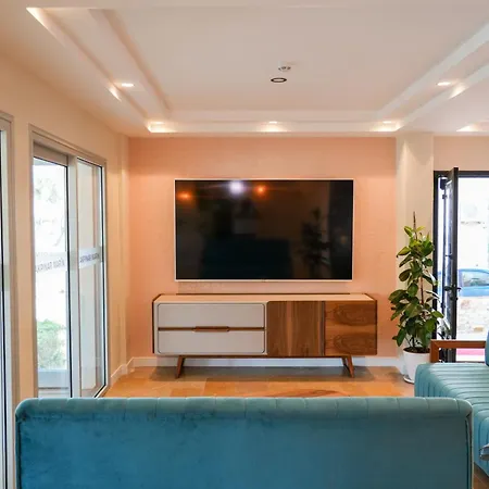 Akpinar Marin فندق 3*