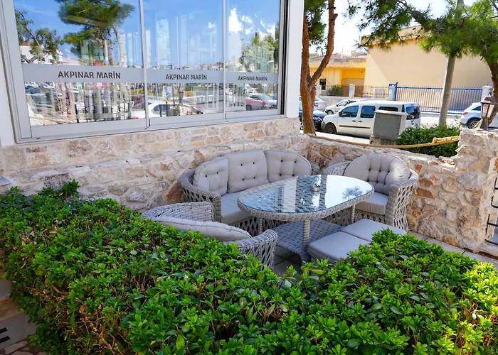 Akpinar Marin מלון